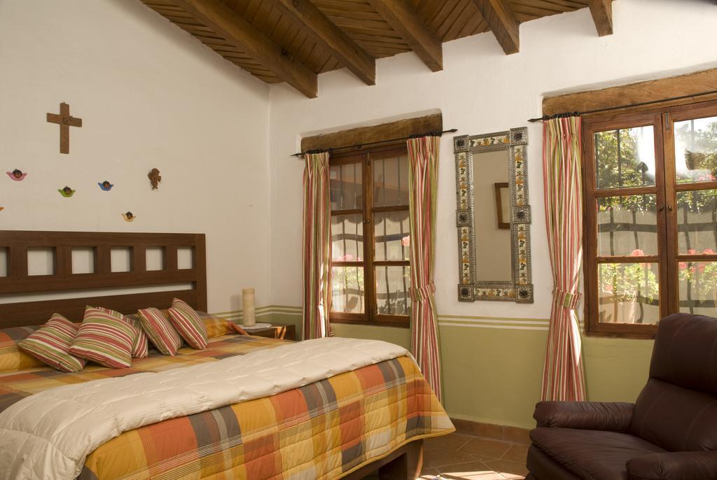 Bed and Breakfast Casa Navacoyan Малиналько Номер фото