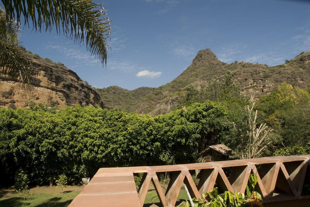 Bed and Breakfast Casa Navacoyan Малиналько Экстерьер фото