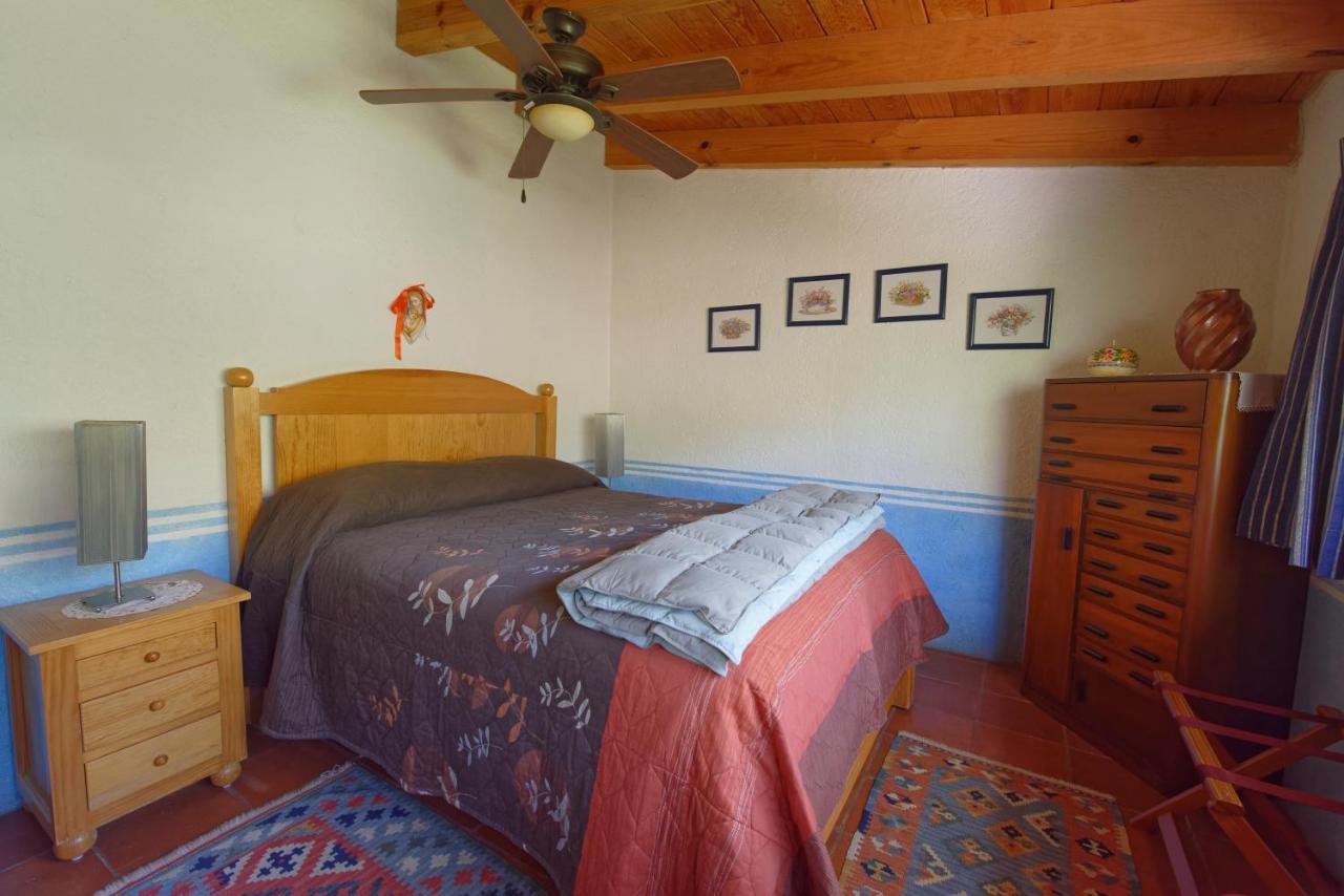 Bed and Breakfast Casa Navacoyan Малиналько Экстерьер фото